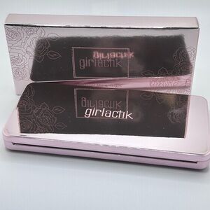 Girlactik Blush Me & Glow Face Palette